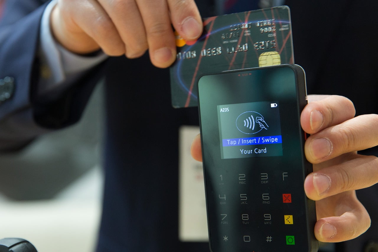 From Credit Scores to Debt Reduction: A Comprehensive Guide to Credit and Debit Management