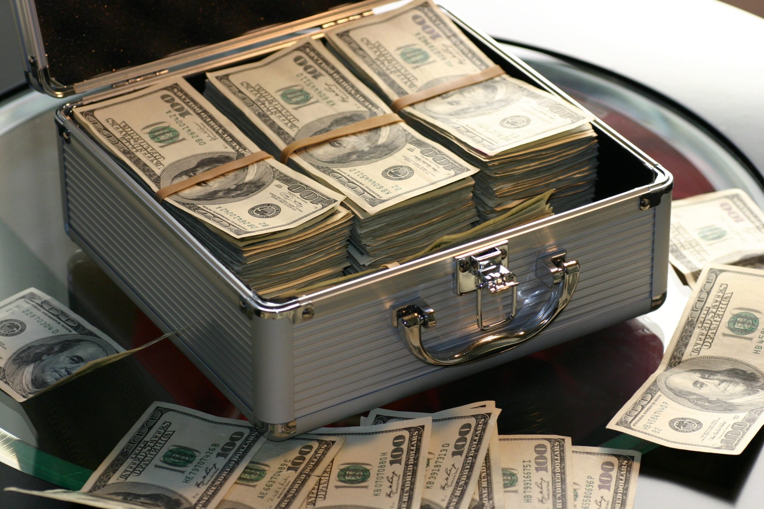 How to Build Wealth on a Budget
